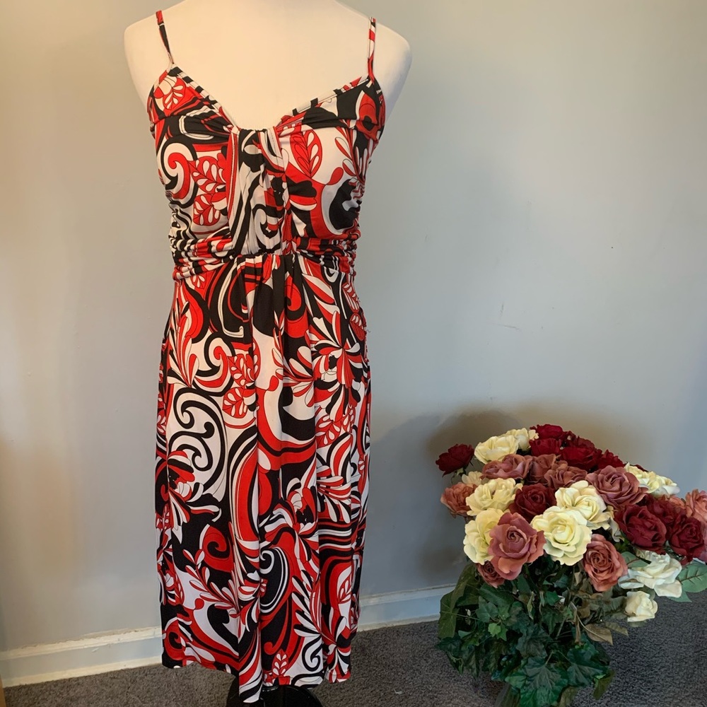Summer dress size 40 fits like M